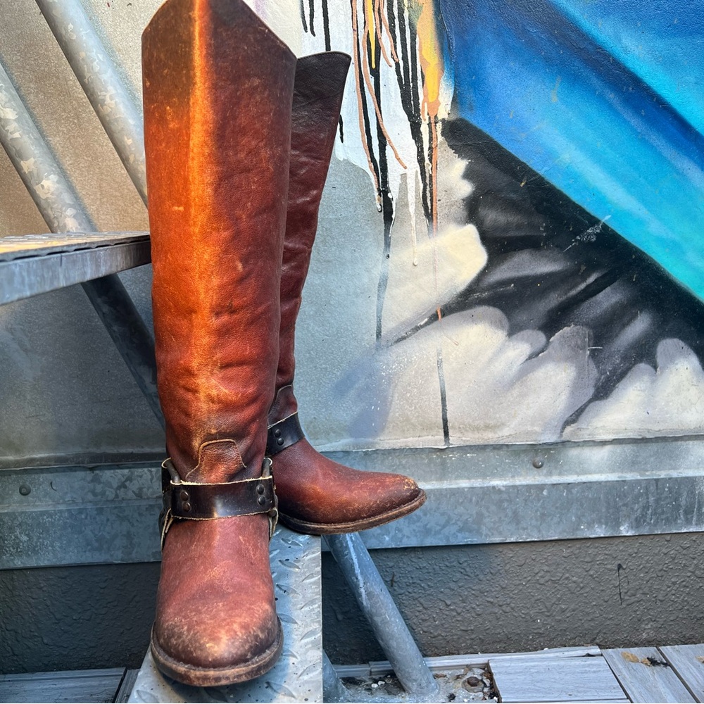 FREEBIRD PHILLY Tall Harness Boots in Distressed Rust Cowgirl - Picture 6 of 16